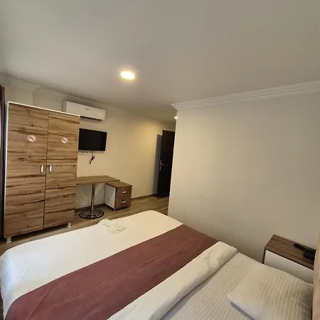 Hotel Mangir